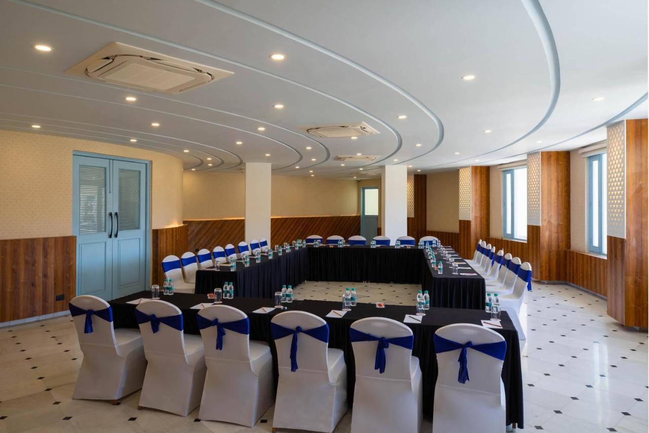 Ramee Royal Resort & Spa - أُودايبور المظهر الخارجي الصورة